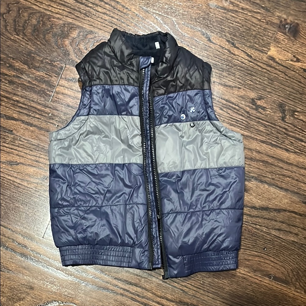 Ikks Blue and Gray Quilted Vests for Cold Weather